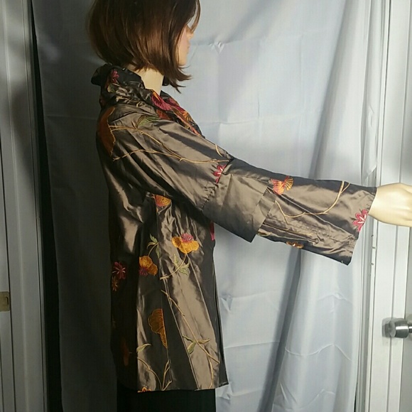 Dianaira woven silk water proof jacket - Picture 6 of 8
